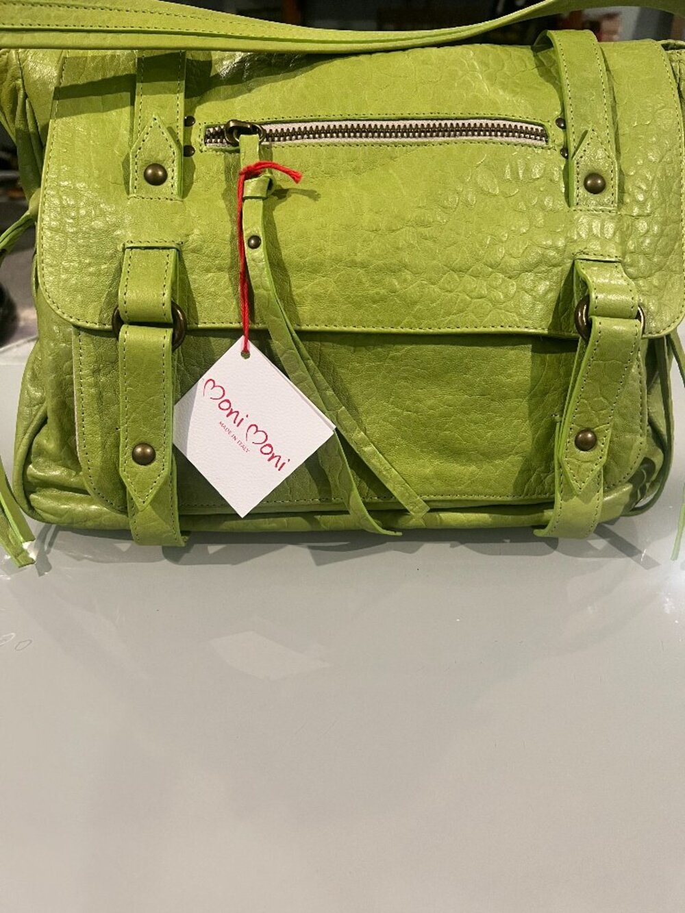 NWT Moni Moni Monique Messenger Satchel Apple Green Italian Leather Art 5871